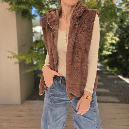 Chaqueta s/mangas "ARELIS"