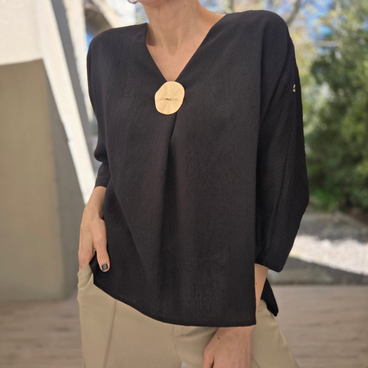 Blusa + Prendedor "REGINA"